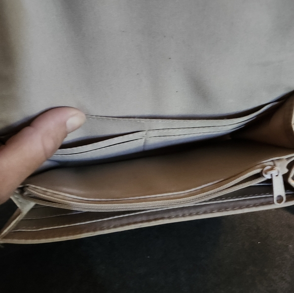 Franco Sarto Wallet - Picture 5 of 10